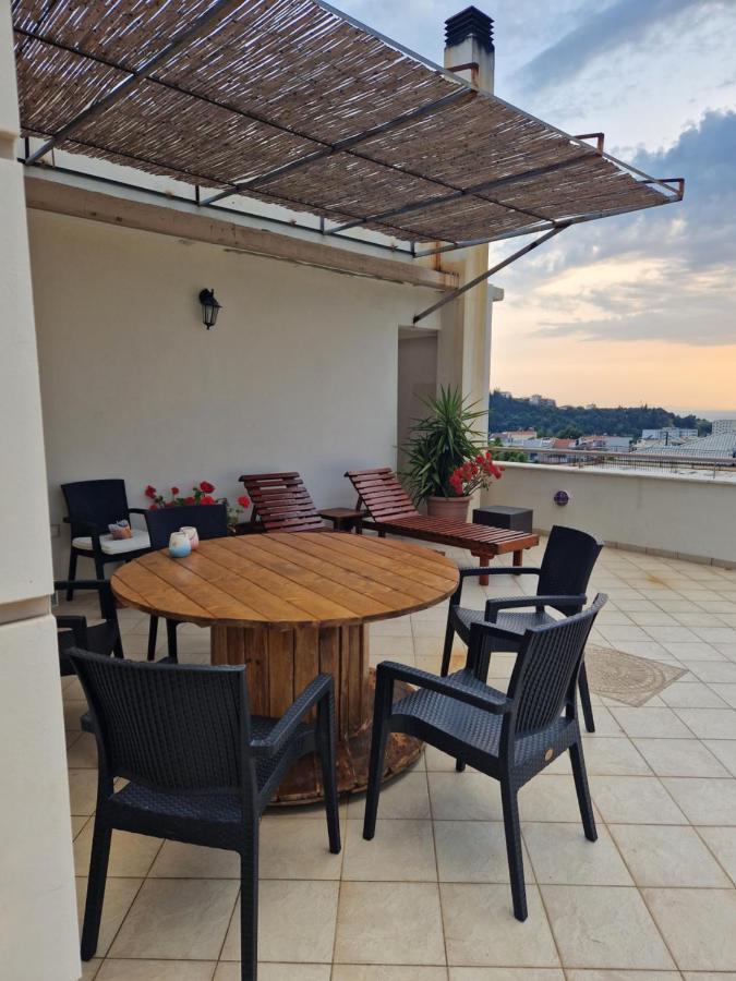 V For The View Appartement Patras Buitenkant foto
