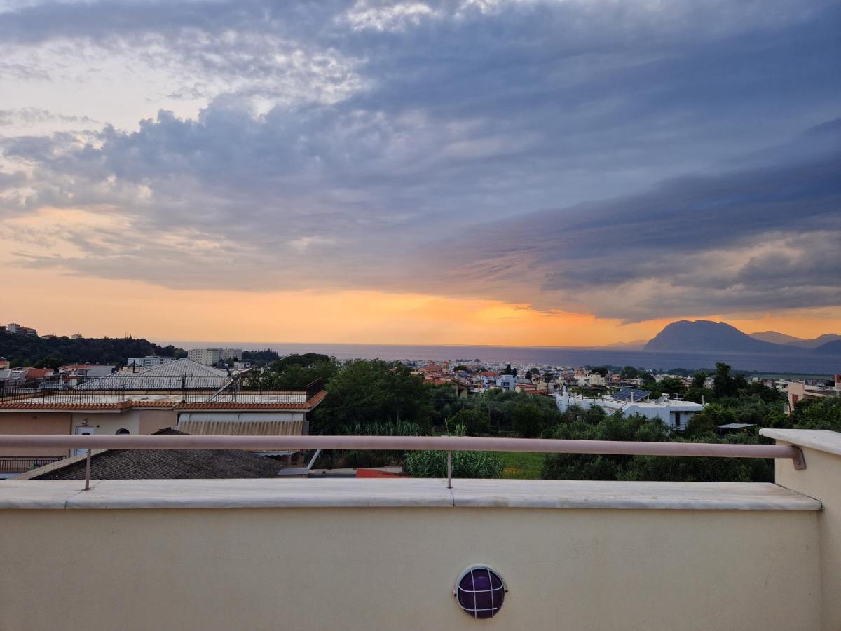 V For The View Appartement Patras Buitenkant foto